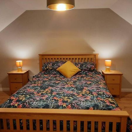 Radharc An Chuain 2 Bedroom Holiday Home Голуэй Экстерьер фото